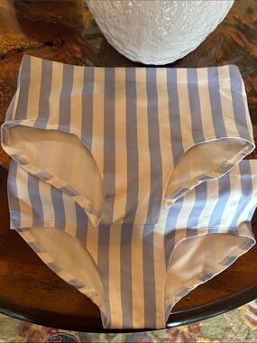 Anthropologie (2) Blue and White Striped Boy Cut